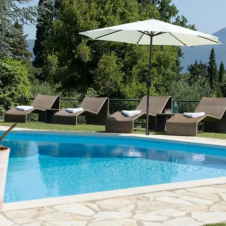 Villa Elvis Corfu Multi Generation Gouvia